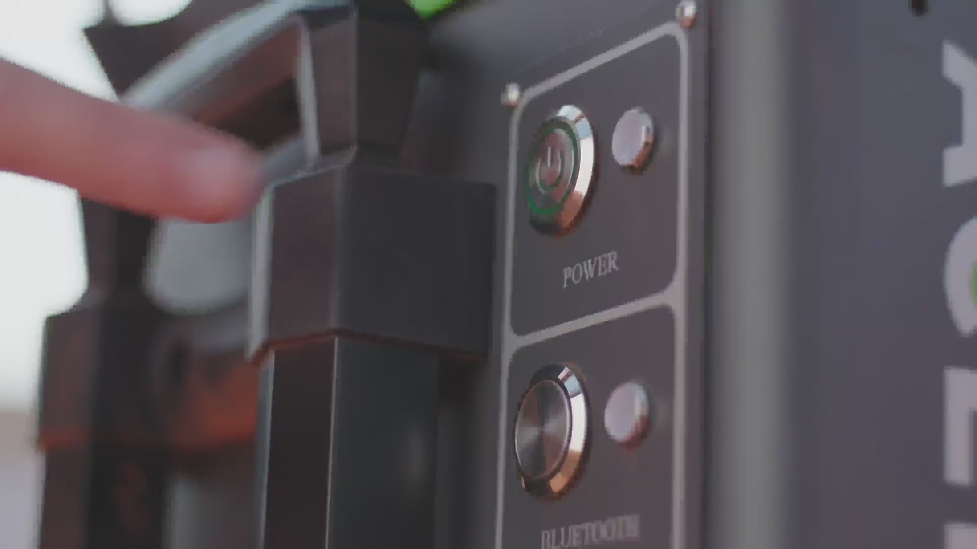 Load video: One charge.mp4__PID:090588b7-6c68-4fe4-8b97-67c3982076d8